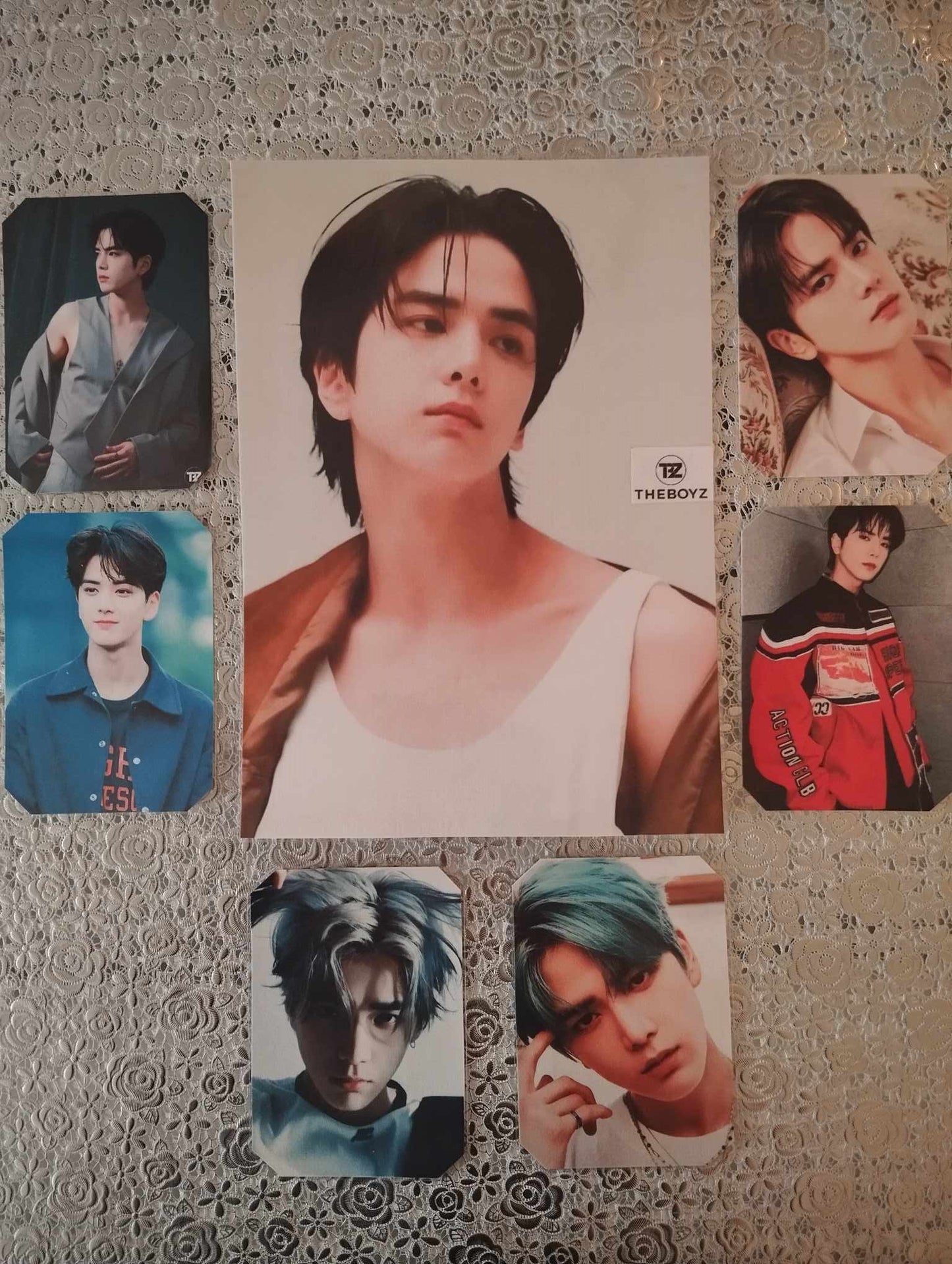 Set Reception ou décorations murales 7 pièces  K-POP THE BOYZ Younghoon