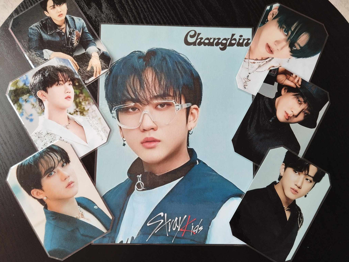 Set décoratif ou Reception  7 pièces  K-POP STRAYKIDS Changbin