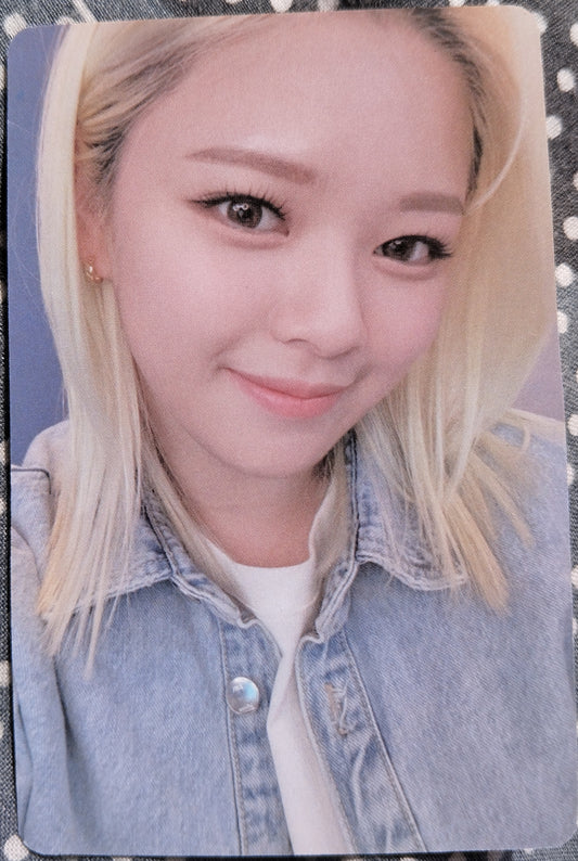 Photocard TWICE III Jeongyeon