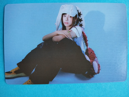 Photocard   NEWJEANS OMG  First single album ver.Minji