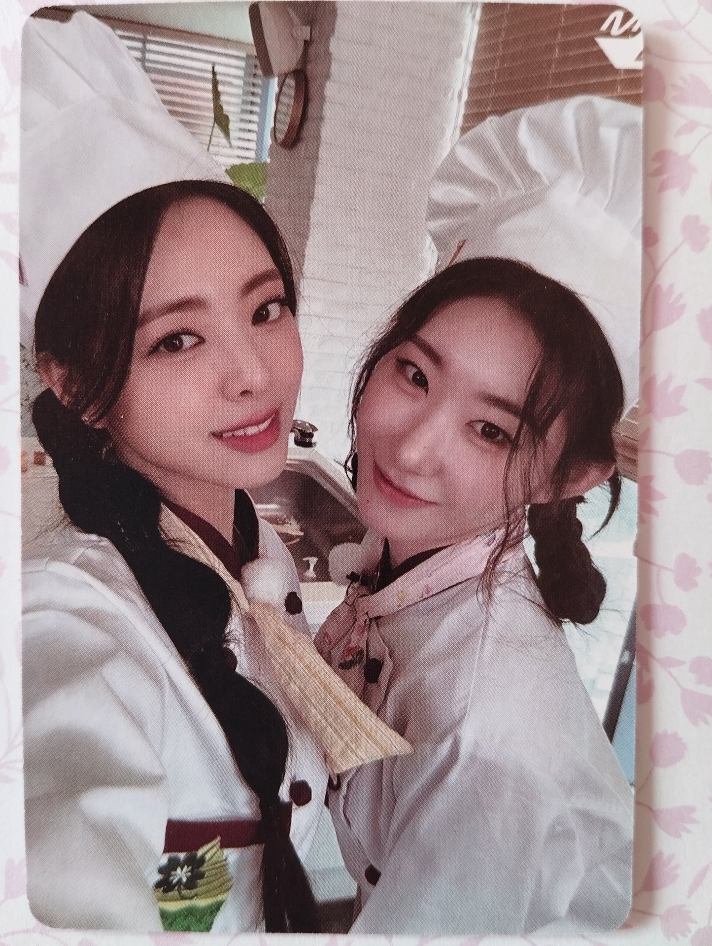 Photocard ITZY Best friends forever Yuna Chaeryeong