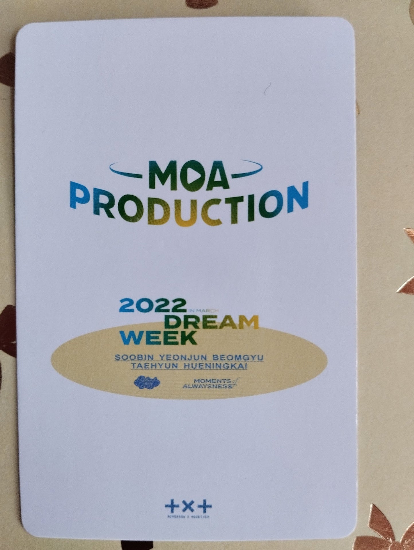 Photocard  TXT  2022 Dream week  Moa production  Huening kai