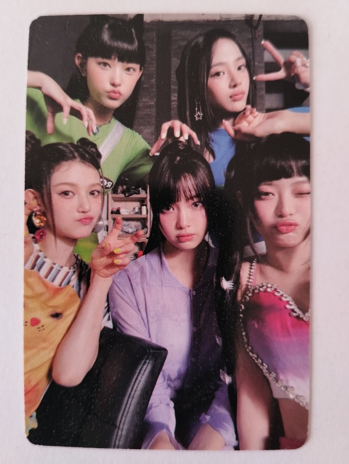 Photocard   NEWJEANS Bunnyland Guide