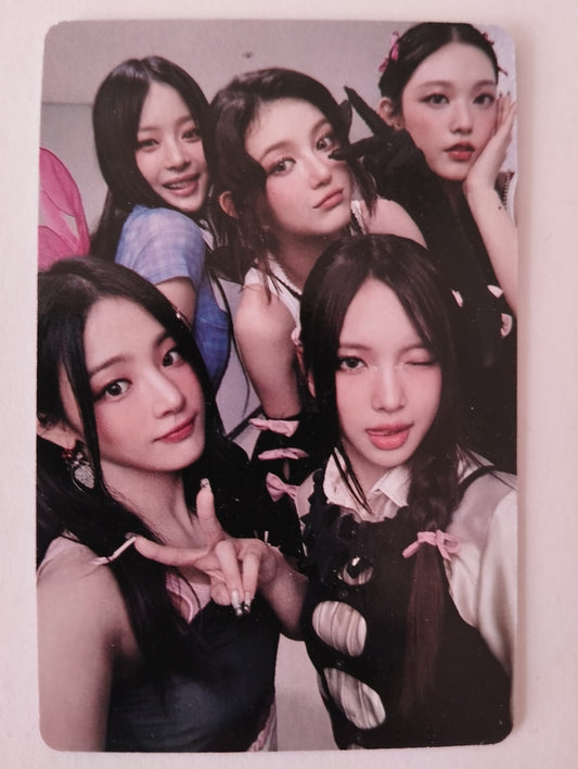 Photocard   NEWJEANS Bunnyland Guide