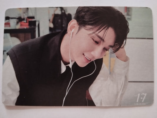 Photocard   SEVENTEEN  "17 is right here" Joshua