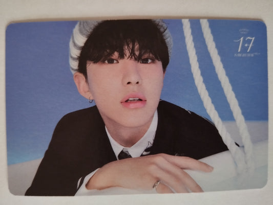 Photocard   SEVENTEEN  "17 is right here" Hoshi