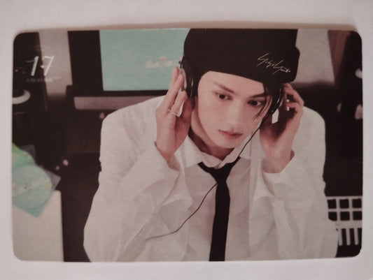 Photocard   SEVENTEEN  "17 is right here" Jun