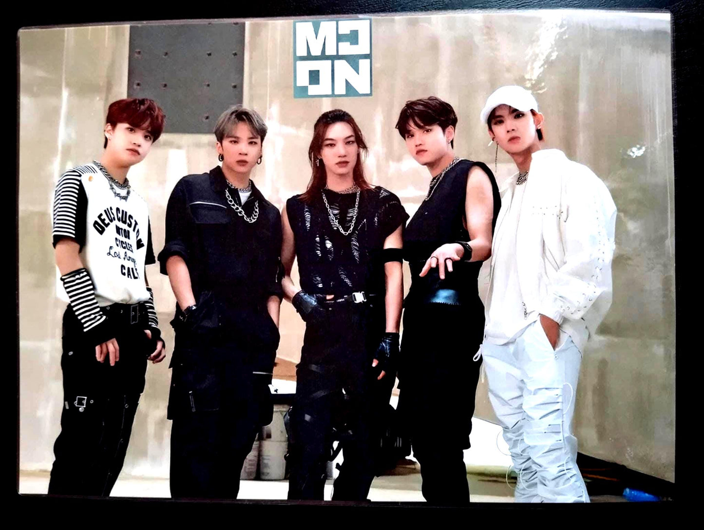 Pack décoration  K-POP MCND idéal cadeau Gem.