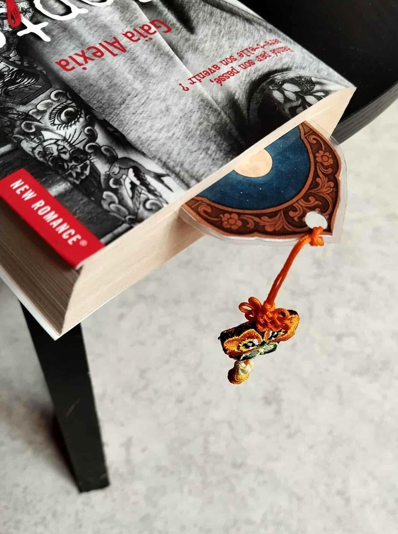 Marque-page coréen fait main –  Plastifié – Nœud de hanbok norigae – Cadeau culturel – Souvenir traditionnel coréen – Décoration murale ou accessoire sac