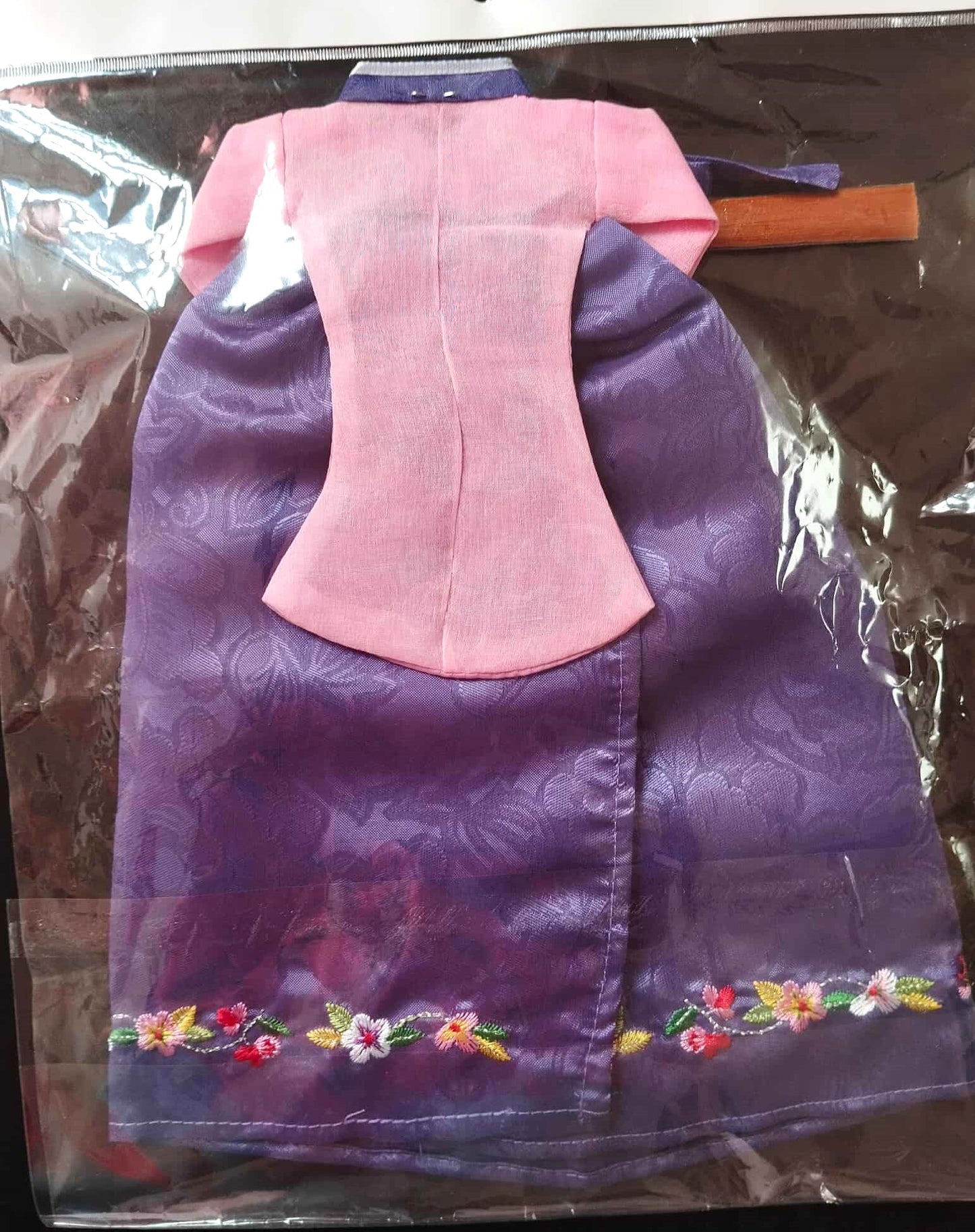 Mini Hanbok coréen traditionnel décoratif venu d' Hahoe village