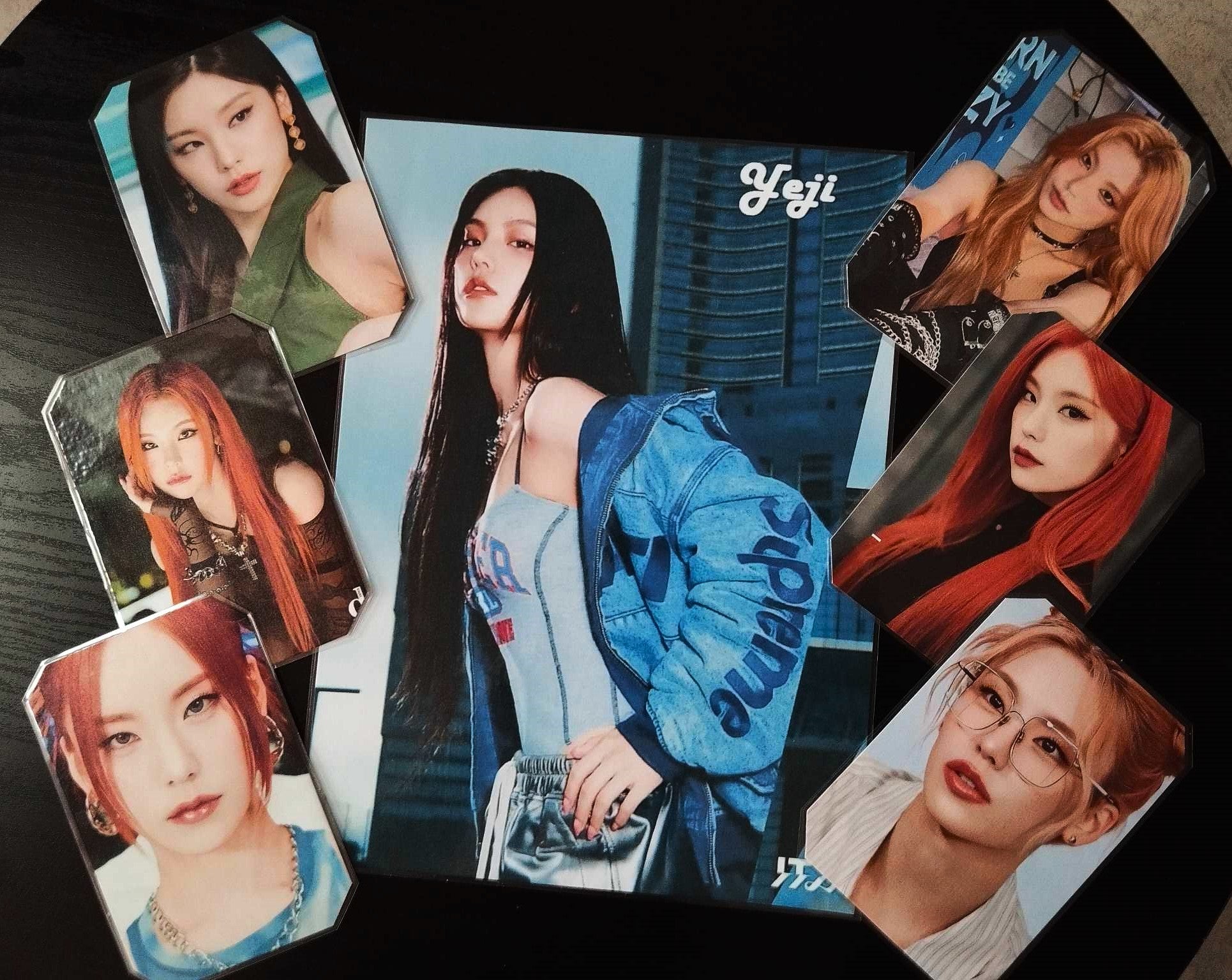 image principale de pack décoration k pop itzy yeji