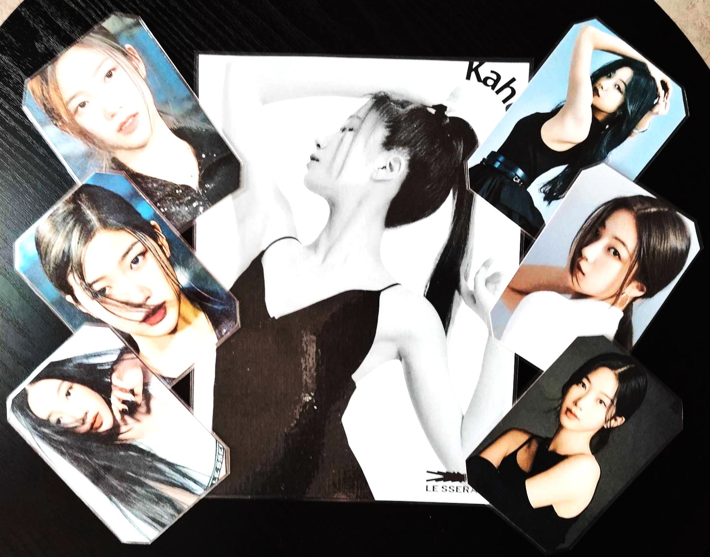 image principale de pack décoration k pop lesserafim kahuza