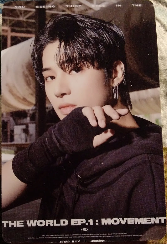 PHOTOCARD ATEEZ  THE WORLD EP1 : MOVEMENT  GUERRILLA  WOOYOUNG