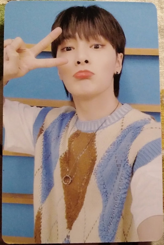 Photocard  STRAYKIDS  No easy.  Jeong in