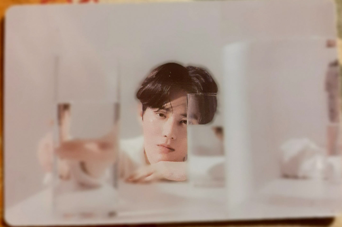 Photocard  EXO  Don t fight the feeling  Suho